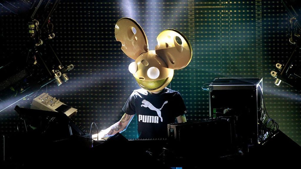 TOP 2: Deadmau5