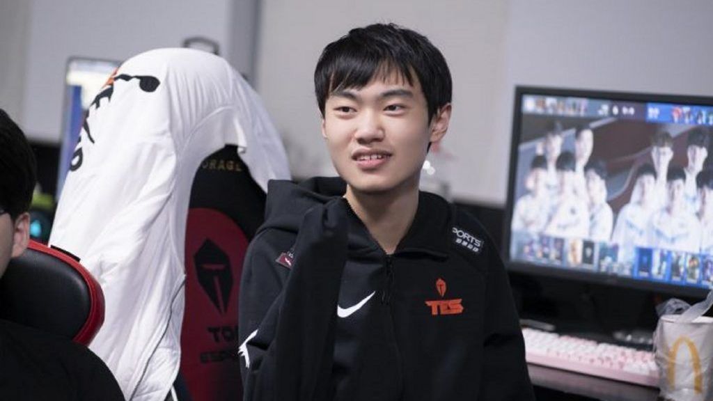 Knight - Top Esports