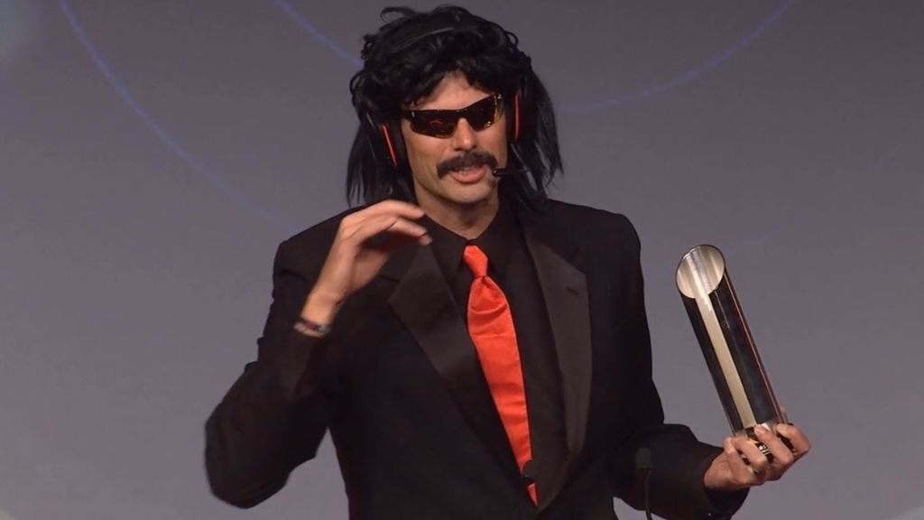 Dr. Disrespect (EE.UU) - +400.000 espectadores máximos (agosto 2020 - YouTube)