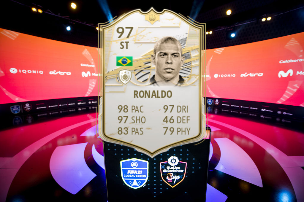 Ronaldo Icon Moments (97)