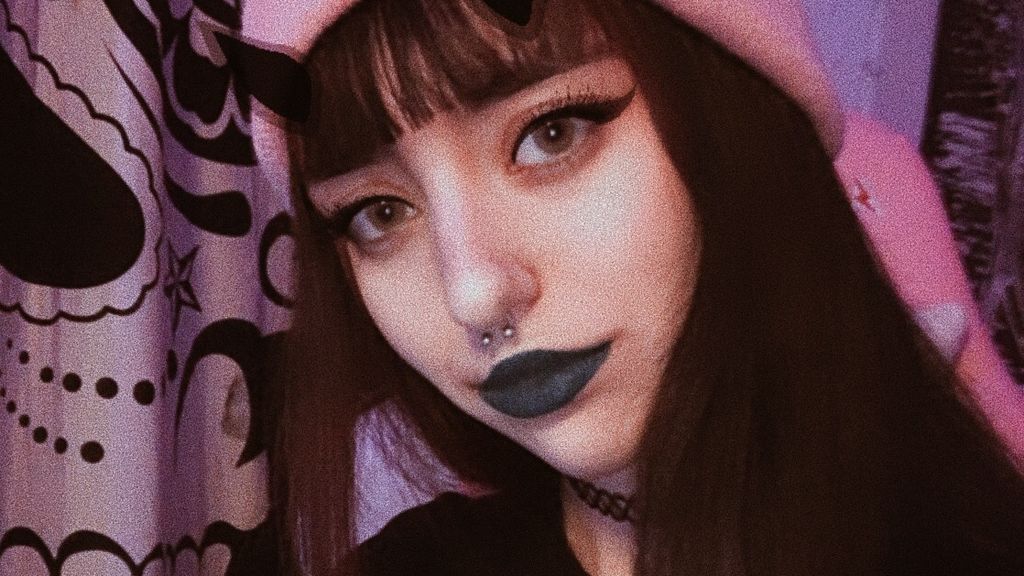 9. Morphains: + 70 176 seguidores