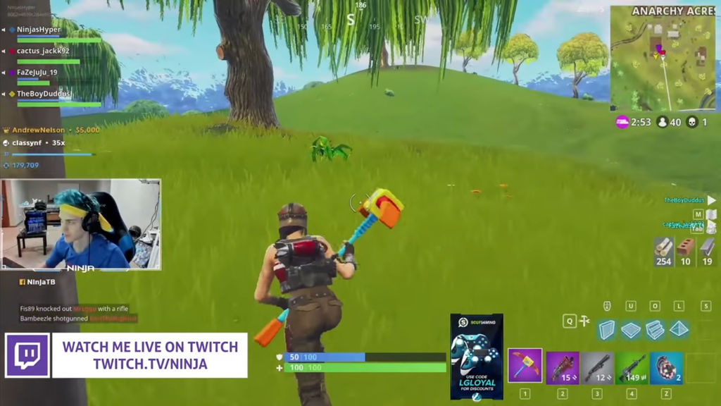Ninja juega a Fortnite con Drake