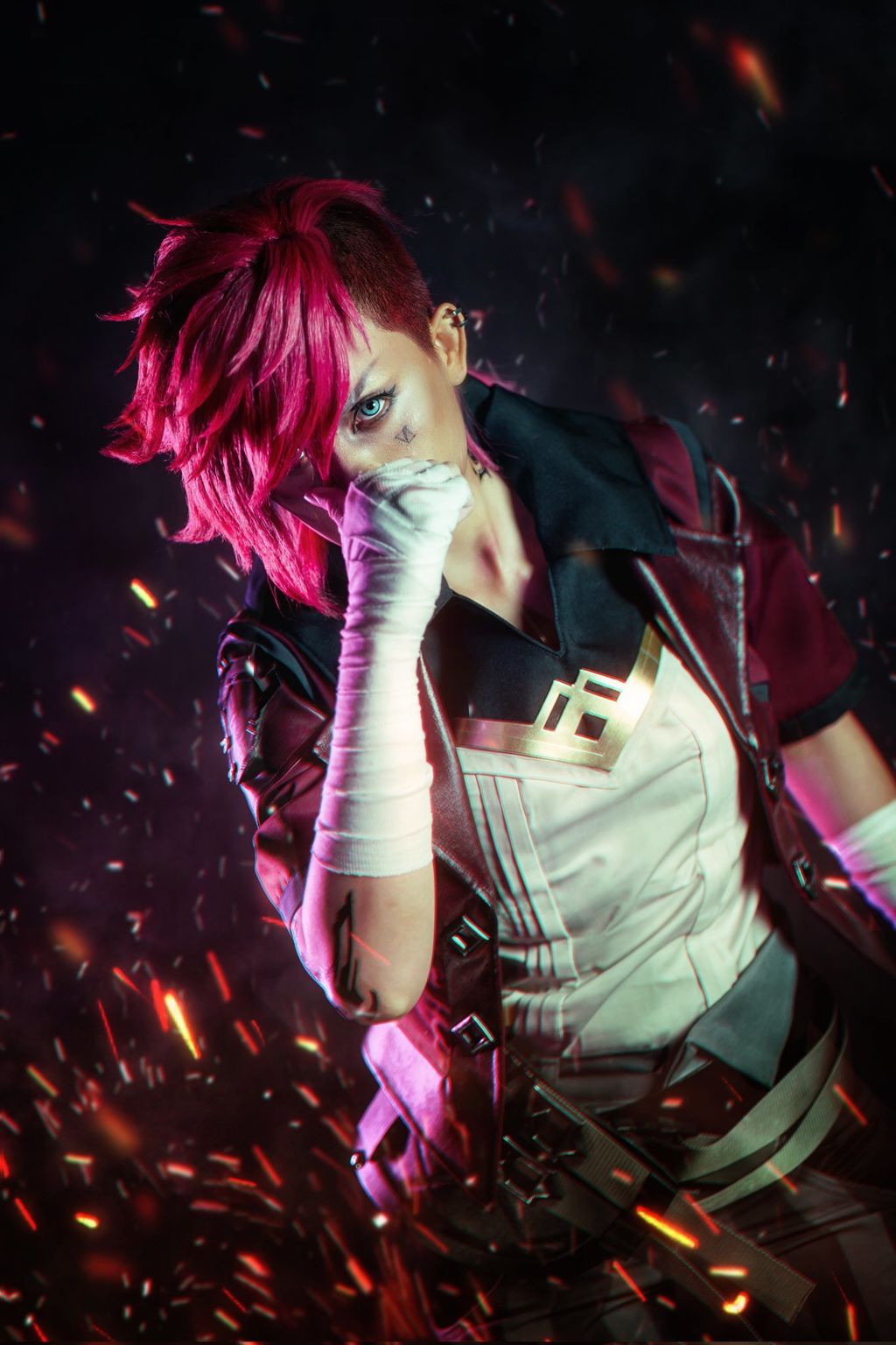Vi
