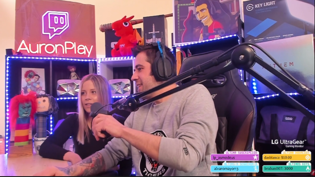 Biyín y AuronPlay - 38.498 visualizaciones