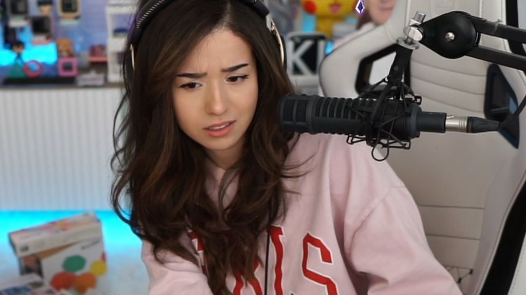 Pokimane - 9.06 millones de seguidores en Twitch