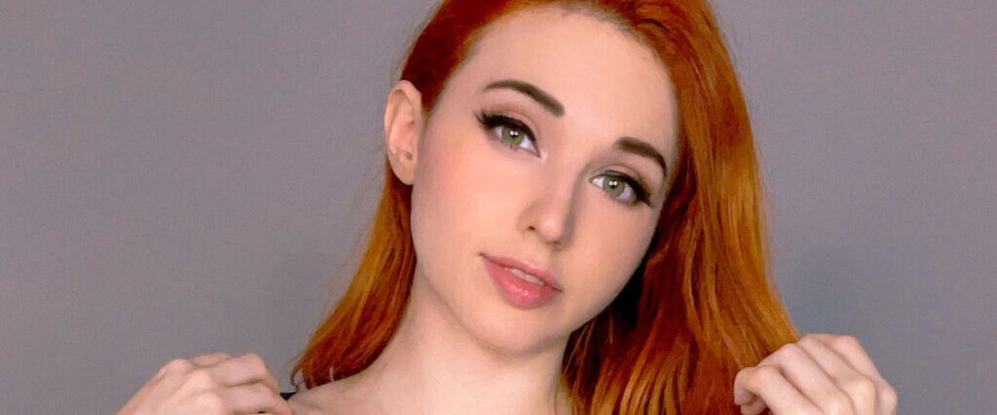 Amouranth compra 500 acciones de Amazon por un valor de 1 millón de dólares