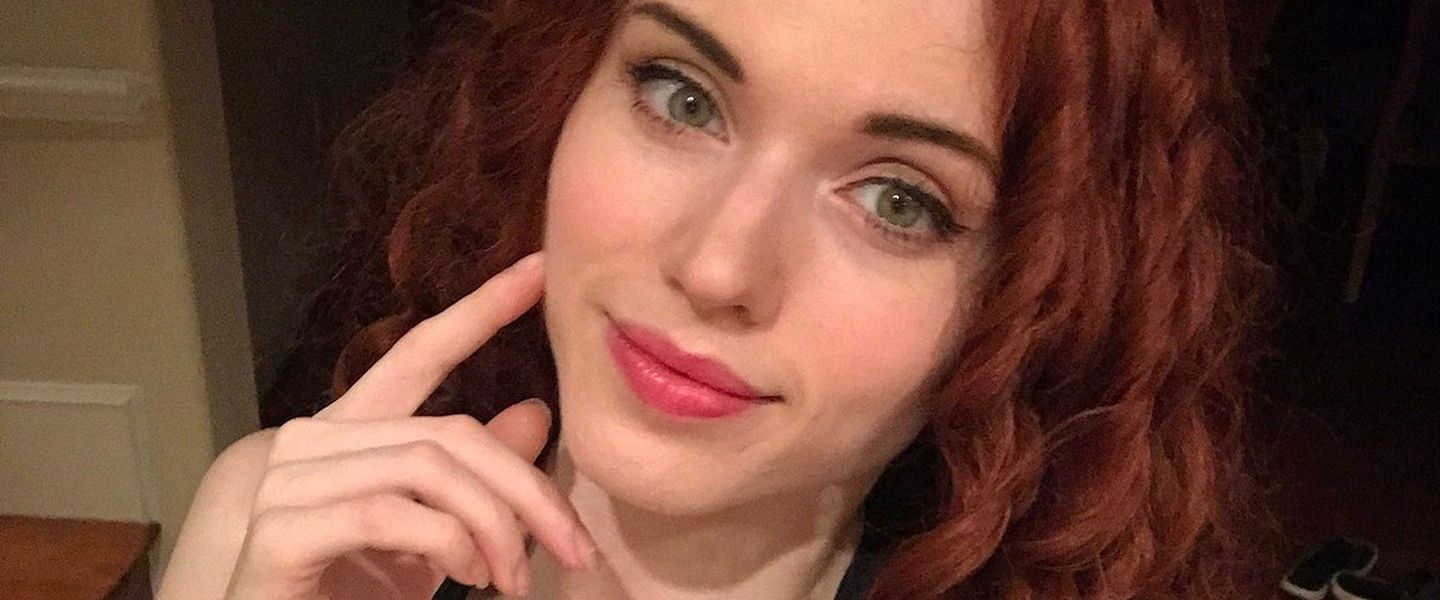 El jet privado tendrá a Amouranth como azafata de vuelo