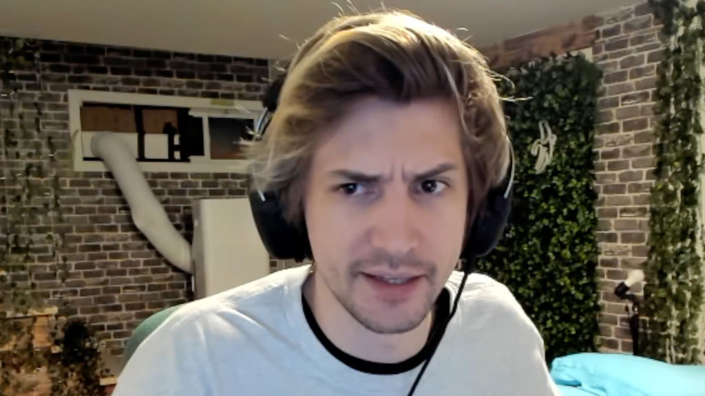 xQc | 11.54 millones de horas de visualización en 170 horas de stream en octubre