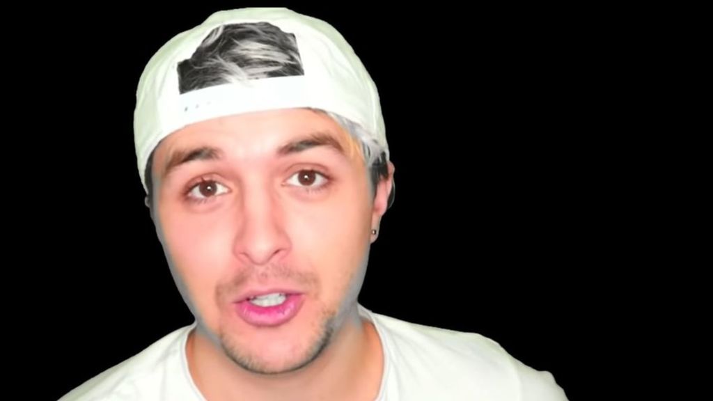@DalasReview | 98.000 interacciones y 4.9M de impresiones (821.000 seguidores)