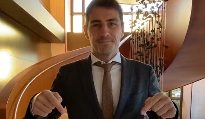 Iker Casillas se convierte en streamer de Twitch por la Kings League