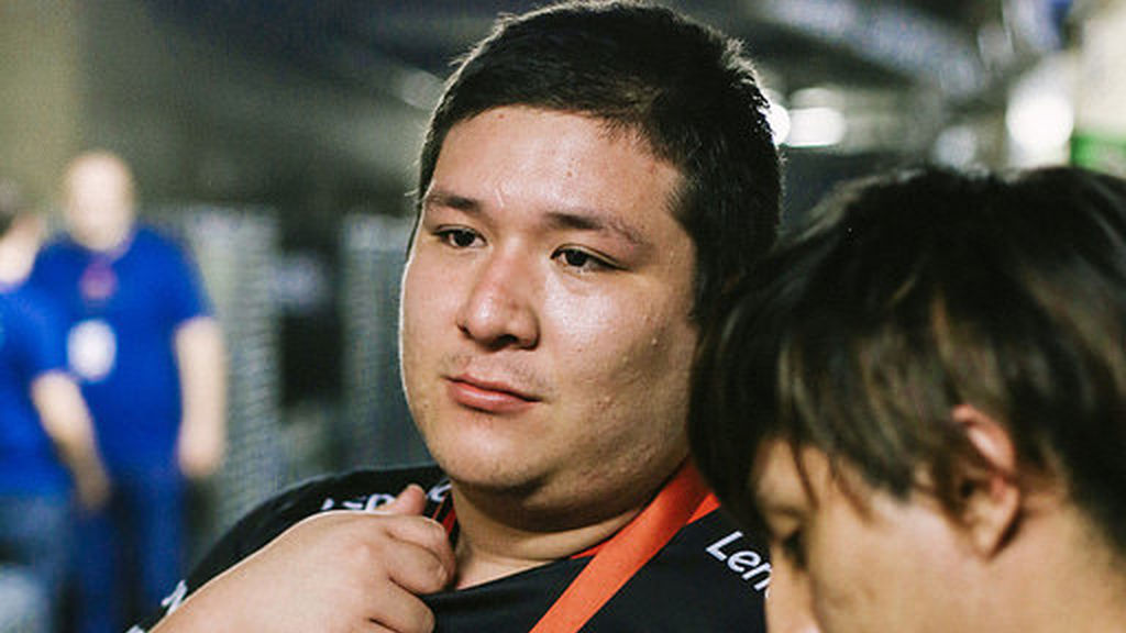 kingteka (Kick) | 1.8M de horas visualizadas en 210h de stream, con medias de 8500 y picos de 30K espectadores