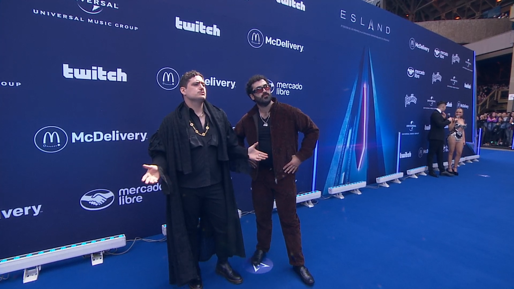 Dario Eme Hache y Cheeto