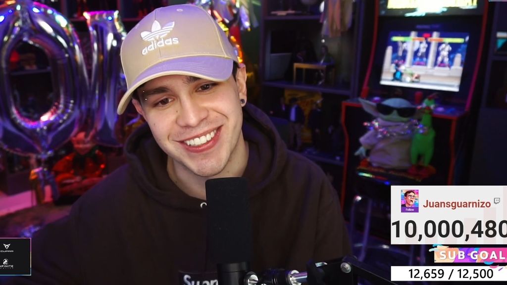 JuanSGuarnizo | Ha superado 21 veces los 100K viewers (Récord de 409.967)