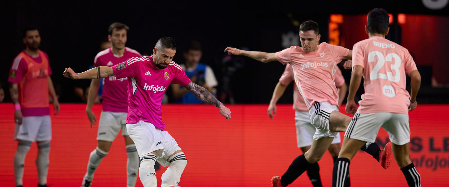 Una imagen del partido entre Porcinos y 1K FC