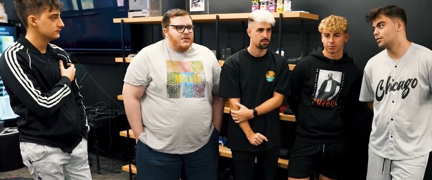 Dorito, Kael, Mateos, Marcby8 y AtomiK en la presentación de G1