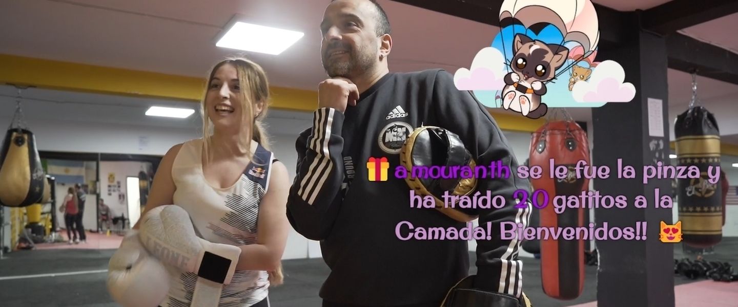 Amouranth regala 20 subs a Mayichi durante su entreno