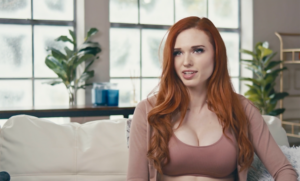 Amouranth vuelve a tener problemas con su acosador