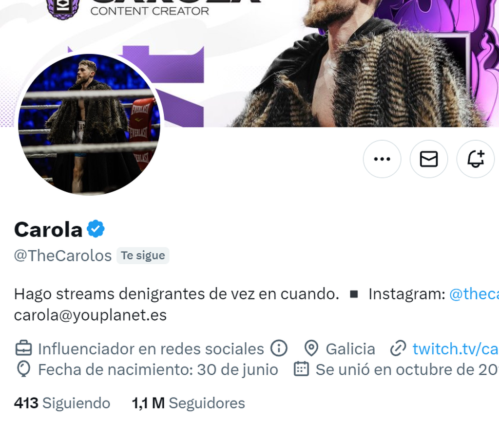 Carola - Paga Twitter Blue