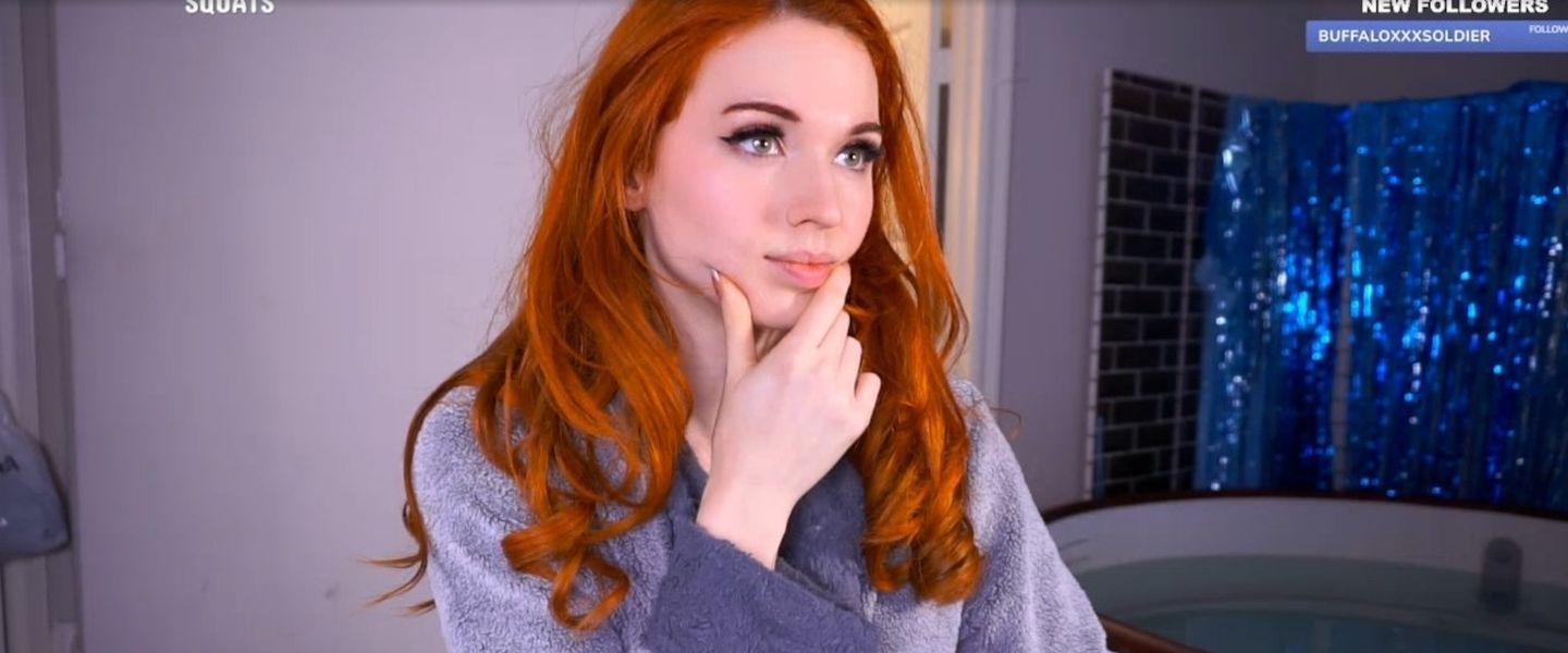 Amouranth vuelve un día después: Twitch le levanta el castigo