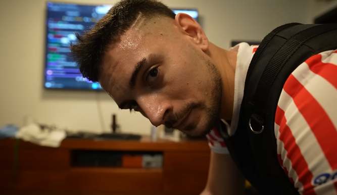 Coscu, durante un entreno