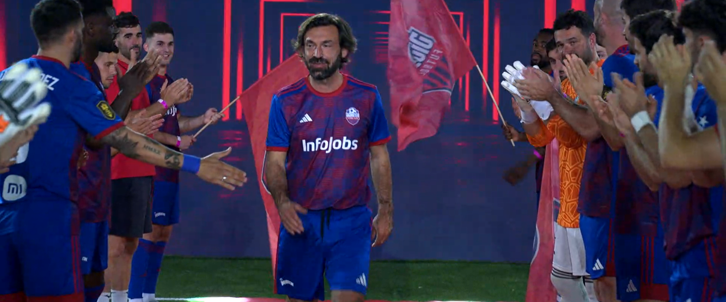 Señoras y señores, con todos ustedes Don Andrea Pirlo