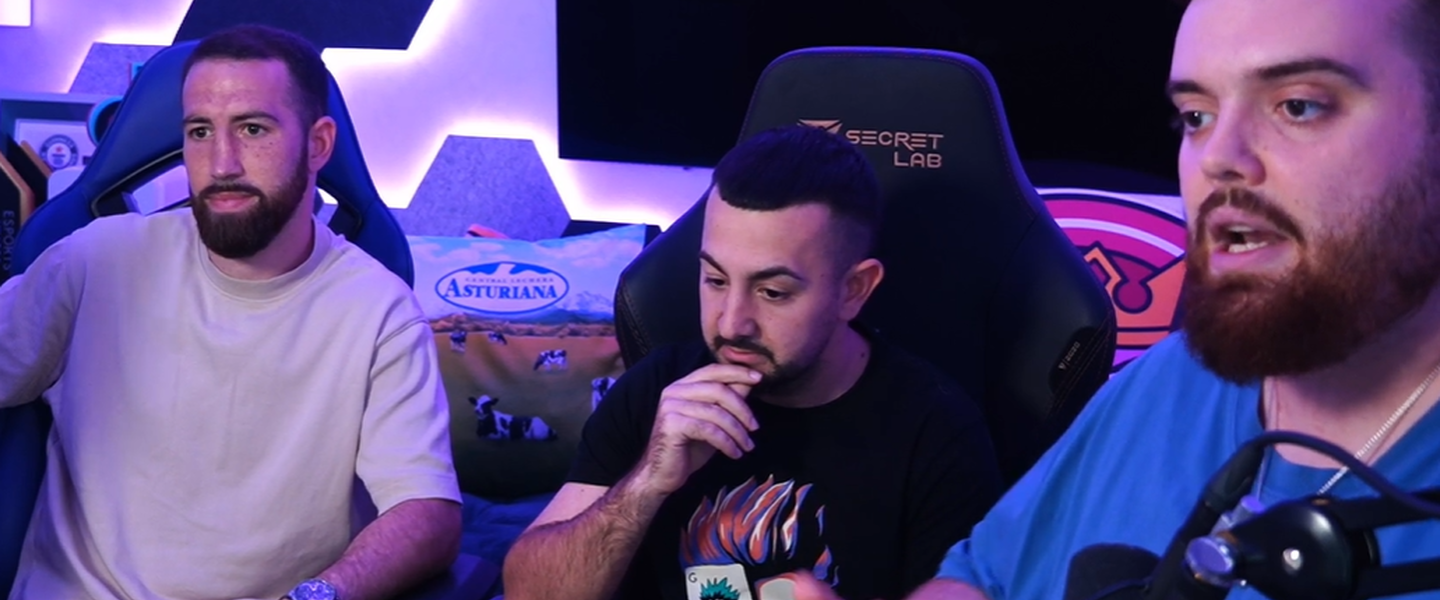 Papi Gavi junto a Ibai