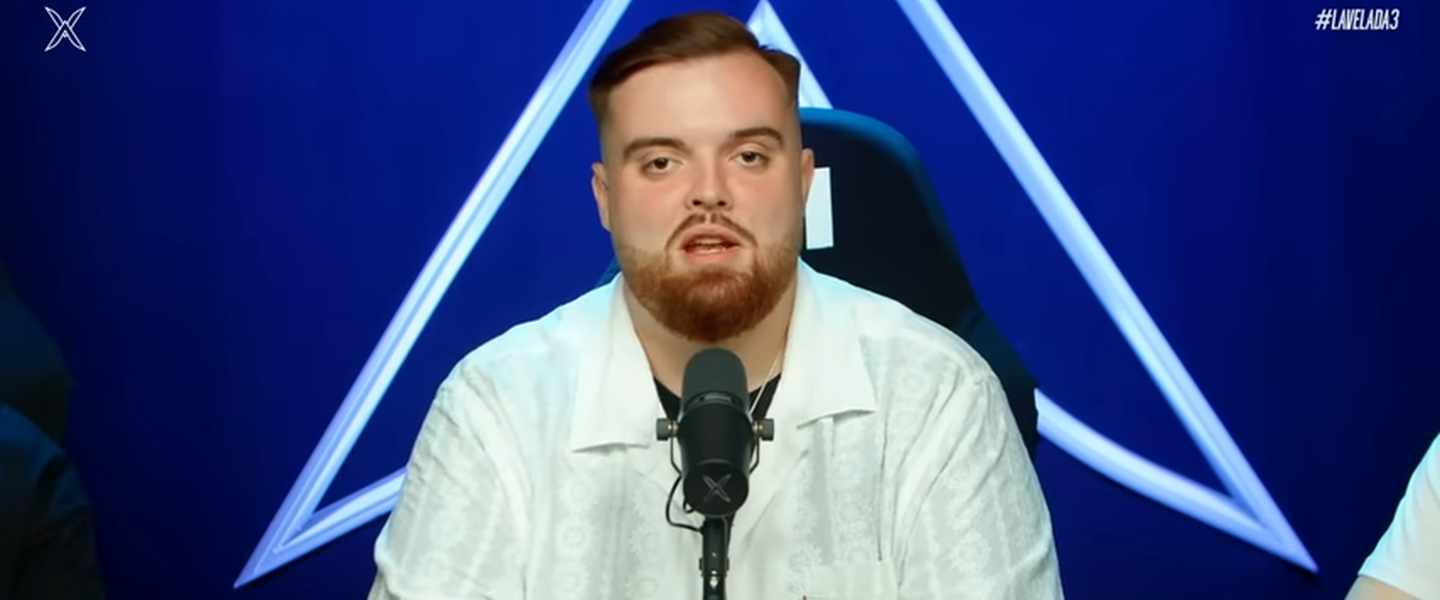 Ibai Llanos, presentando el último cara a cara de la Velada 3