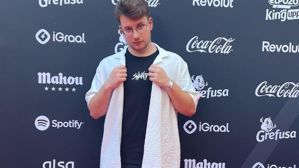 Axozer