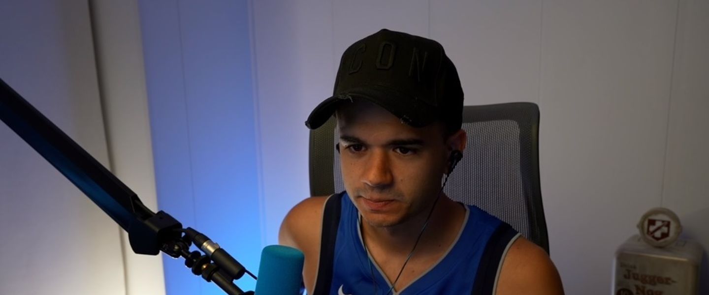 StaXx se casa con la ayuda de Willyrex