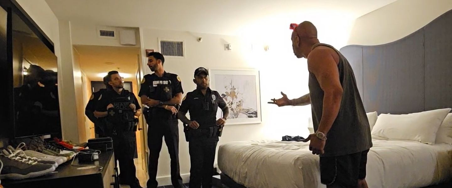 Fousey, detenido en directo