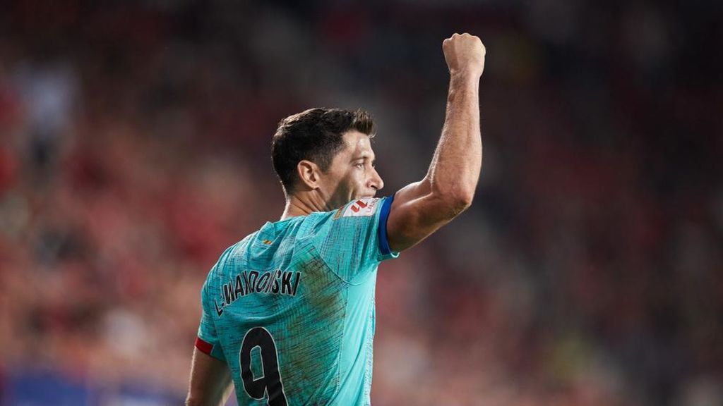 Lewandowski - FC Barcelona | 90 de rating