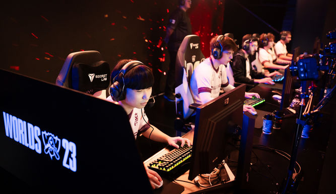 MAD Lions contra las cuerdas en Worlds 2023