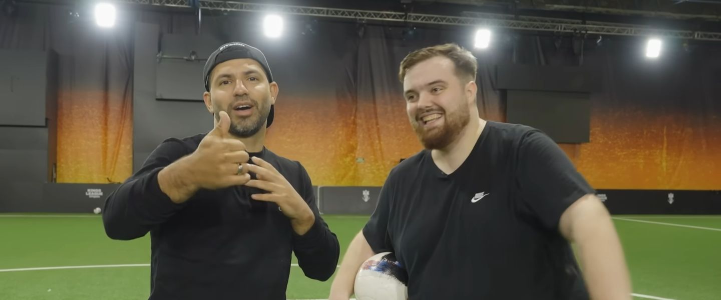 Ibai y el Kun en un vídeo muy futbolero