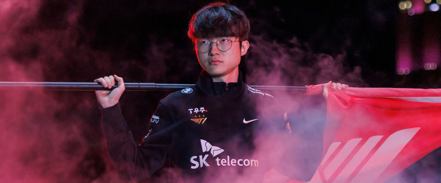 Faker, insignia del competitivo de LoL