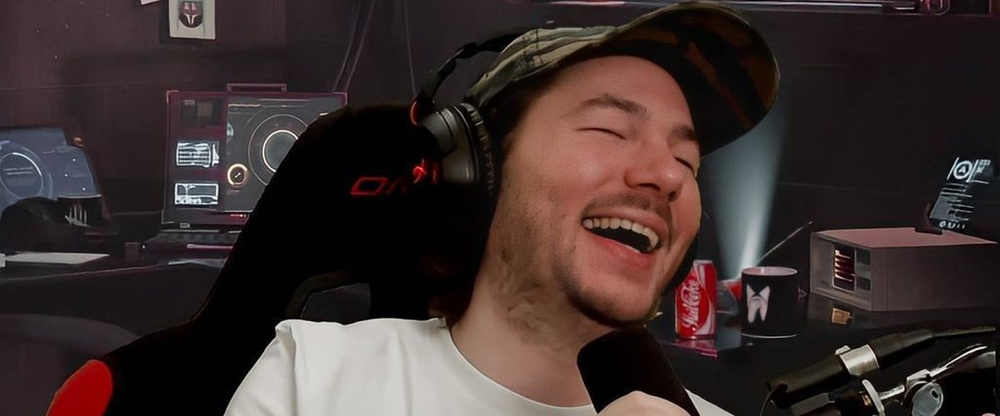 Reborn protagoniza el clip del año durante un IRL