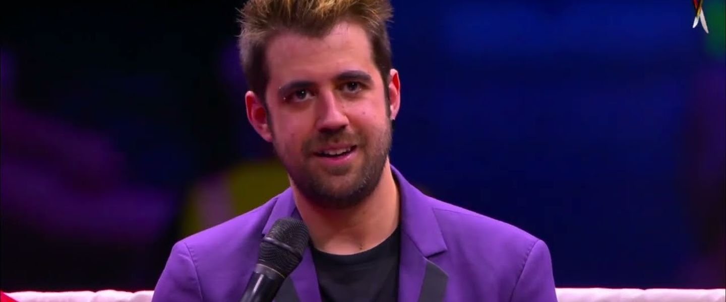 Auronplay cuando estuvo presente en la Velada del año 2