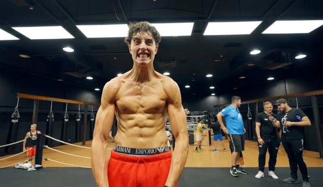 Plex y su espectacular entrenamiento deja a todos flipando