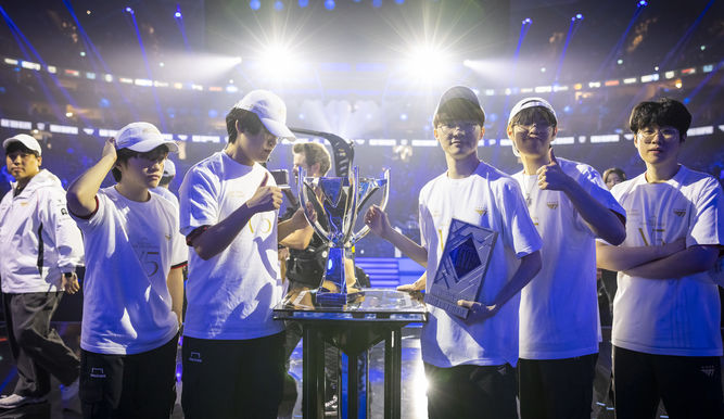T1 tras conquistar los Worlds 2024: ¿Qué aspectos elegirán para sus skins conmemorativas?