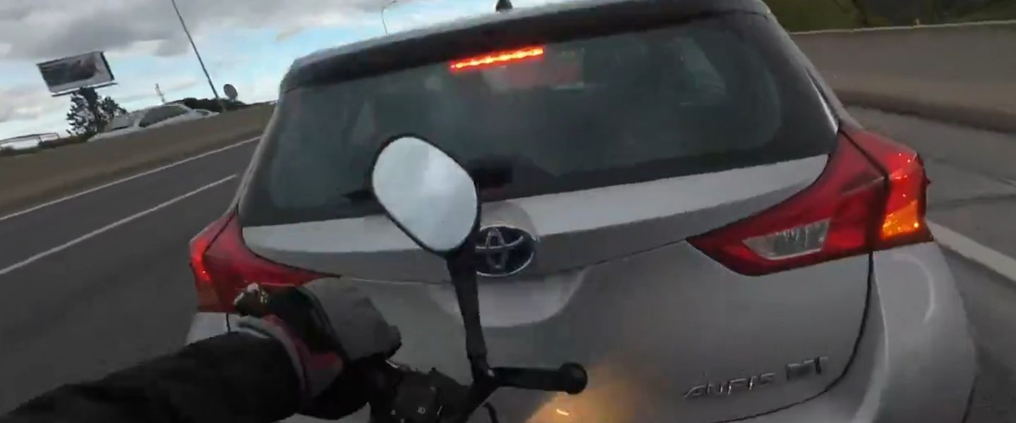Nuevo accidente de Viviendoenlacalle en pleno directo
