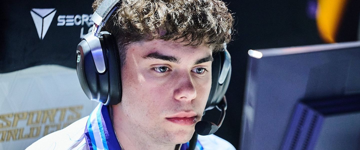 Abe, jugador de Movistar KOI para la EWC 2025